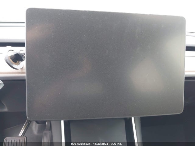 2021 TESLA MODEL Y 5YJYGDEE1MF112176 Photo 6