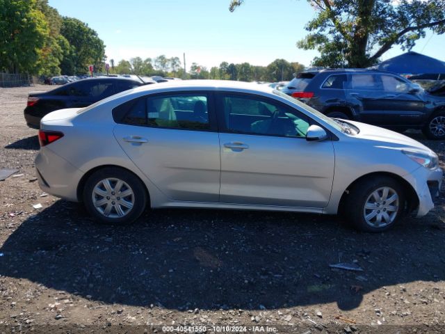 3KPA24AD3NE476135 KIA RIO S