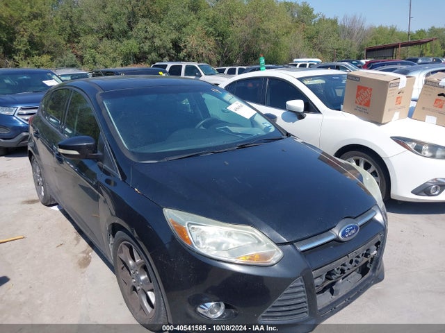 Ford FOCUS SE 2014 1FADP3K25EL380946 Image 1
