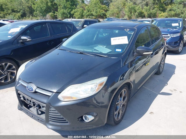 Ford FOCUS SE 2014 1FADP3K25EL380946 Image 2