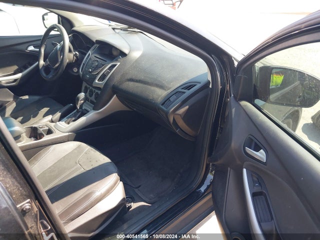 Ford FOCUS SE 2014 1FADP3K25EL380946 Image 5