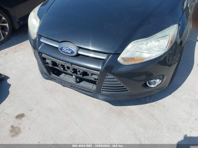 Ford FOCUS SE 2014 1FADP3K25EL380946 Image 6