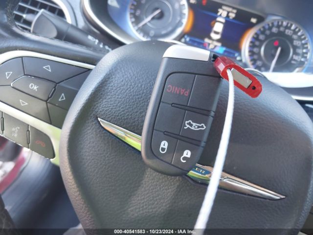 1C3CCCCB6FN545543 Chrysler 200 C