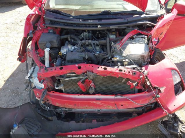 JTDKDTB30E1084604 Toyota Prius C One
