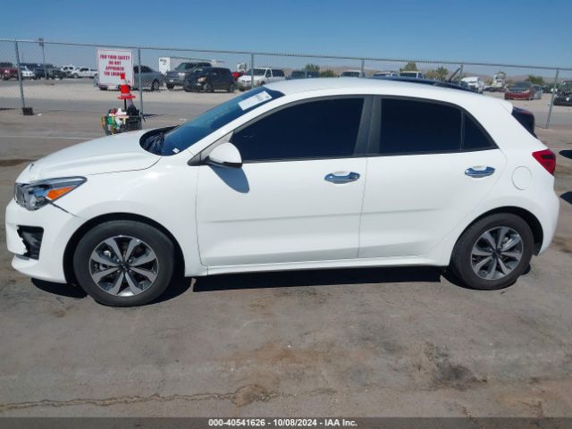 3KPA25AD2NE506800 KIA Rio 5-door S