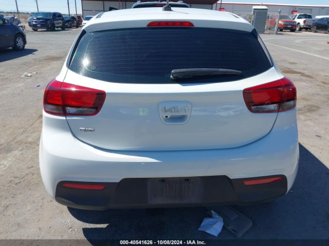 3KPA25AD2NE506800 KIA Rio 5-door S