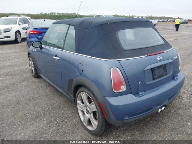 2006 MINI COOPER S WMWRH335X6TK57048 Photo 2