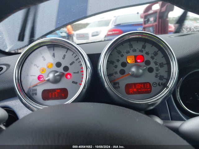 2006 MINI COOPER S WMWRH335X6TK57048 Photo 6