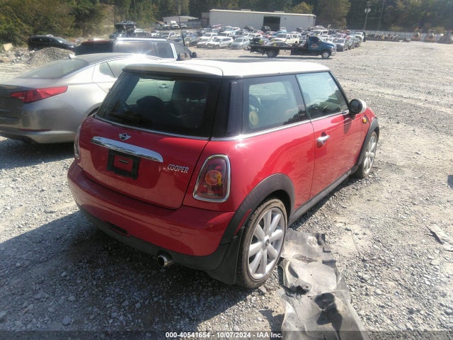 2009 MINI COOPER WMWMF335X9TW71189 Photo 3