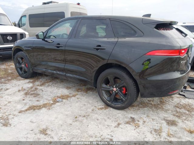 2017 JAGUAR F-PACE SADCM2BV5HA061523 Photo 2