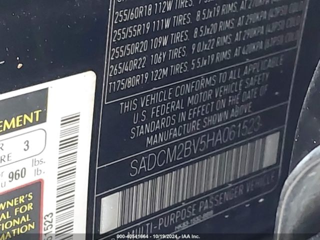 2017 JAGUAR F-PACE SADCM2BV5HA061523 Photo 8