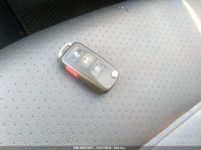 3VWD17AJ8EM387316 Volkswagen Jetta 1.8t Se