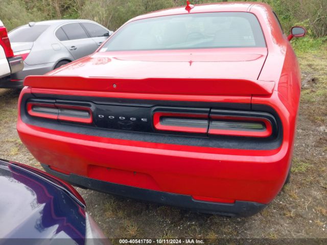2C3CDZBT2FH747573 Dodge Challenger R/t Plus