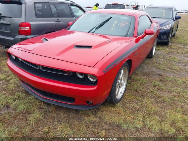2C3CDZBT2FH747573 Dodge Challenger R/t Plus