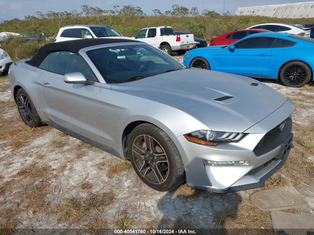 2018 1FATP8UH5J5167665 main image