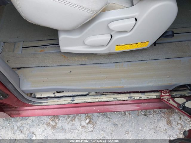 5TDYK3DC4ES449835 Toyota Sienna Xle V6 8 Passenger