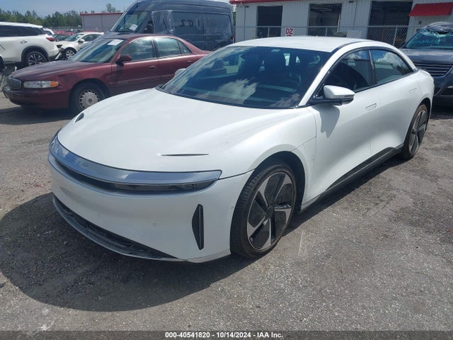 Lucid Air Pure 2023 50EA1PFA8PA006574 Image 2