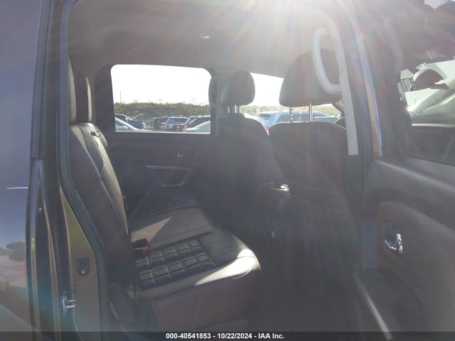 1N6AA1E66KN503927 Nissan Titan Platinum Reserve