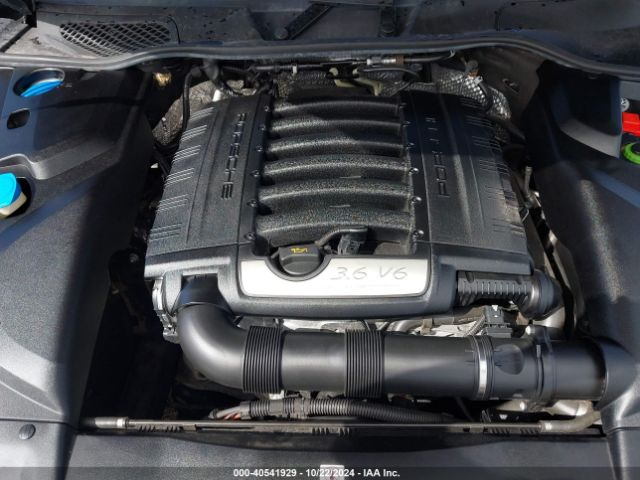 WP1AA2A2XJKA04221 Porsche Cayenne