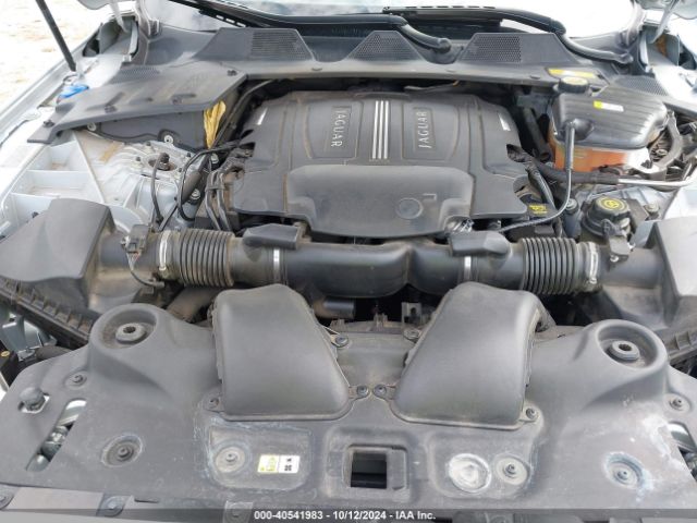 2011 JAGUAR XJ SAJWA2GE1BMV02579 Photo 9