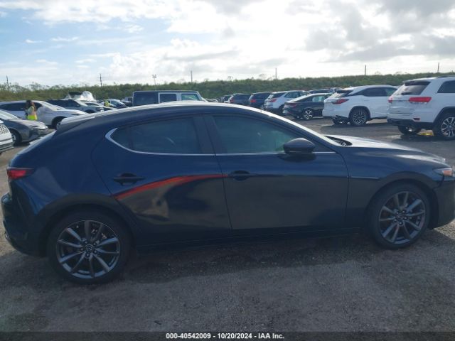 JM1BPAMM1K1128686 Mazda Mazda3 Preferred Package