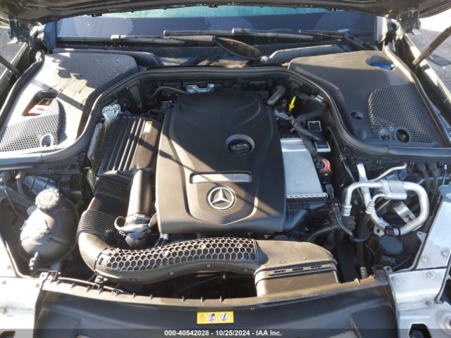 WDDZF4KB4HA096853 Mercedes-Benz E 300 4matic