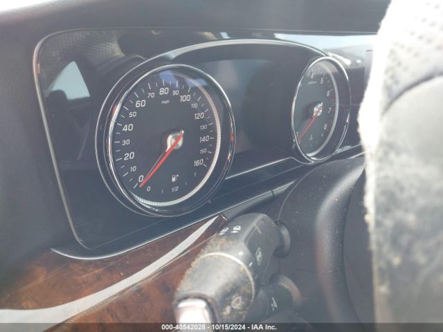 WDDZF4KB4HA096853 Mercedes-Benz E 300 4matic