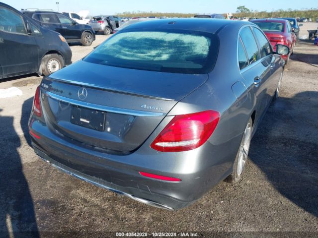 WDDZF4KB4HA096853 Mercedes-Benz E 300 4matic