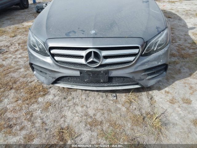WDDZF4KB4HA096853 Mercedes-Benz E 300 4matic