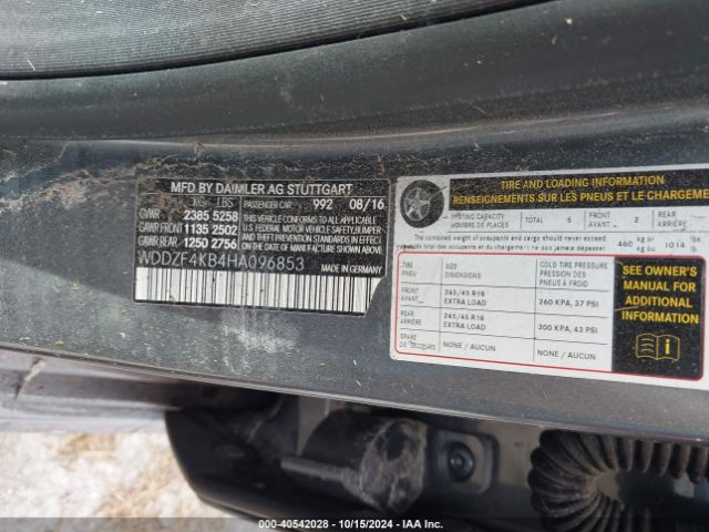 WDDZF4KB4HA096853 Mercedes-Benz E 300 4matic
