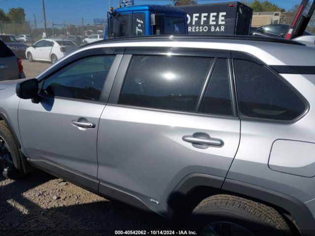 4T3LWRFV8RU143922 Toyota Rav4 Hybrid Le