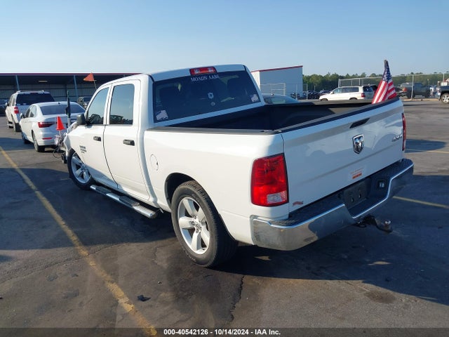 3C6RR7KG4LG134503 RAM 1500 Classic Tradesman  4x4 5'7 Box