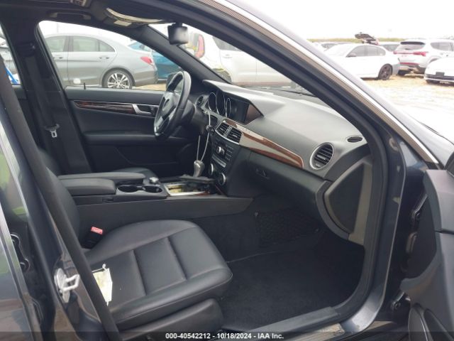 WDDGF4HB4EA967342 Mercedes-Benz C 250 Luxury/sport