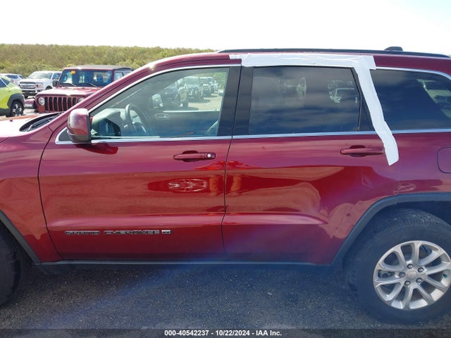 1C4RJEAG1NC172718 Jeep Grand Cherokee Wk Laredo X 4x2
