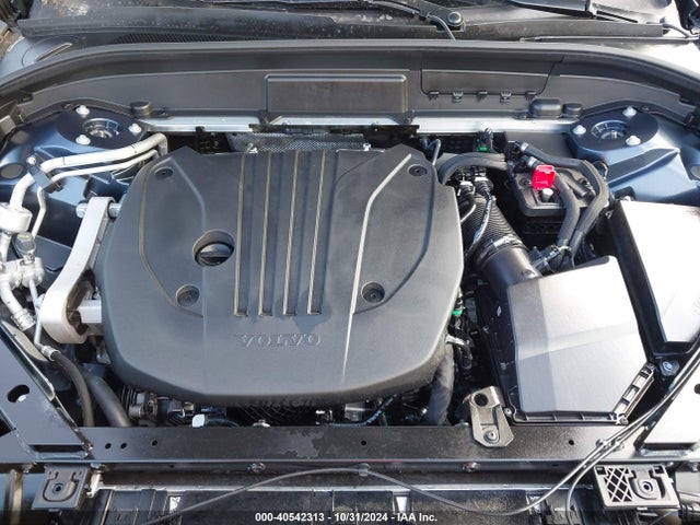 Volvo Xc60 B5 Ultimate Dark Theme 2024 YV4L12RM2R1941952 Image 10
