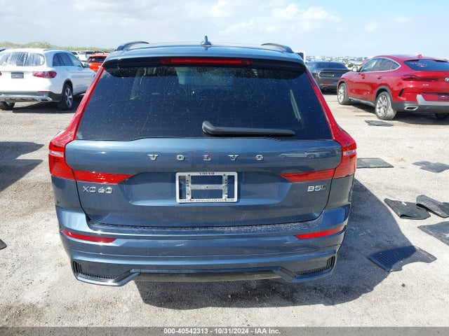 Volvo Xc60 B5 Ultimate Dark Theme 2024 YV4L12RM2R1941952 Image 16