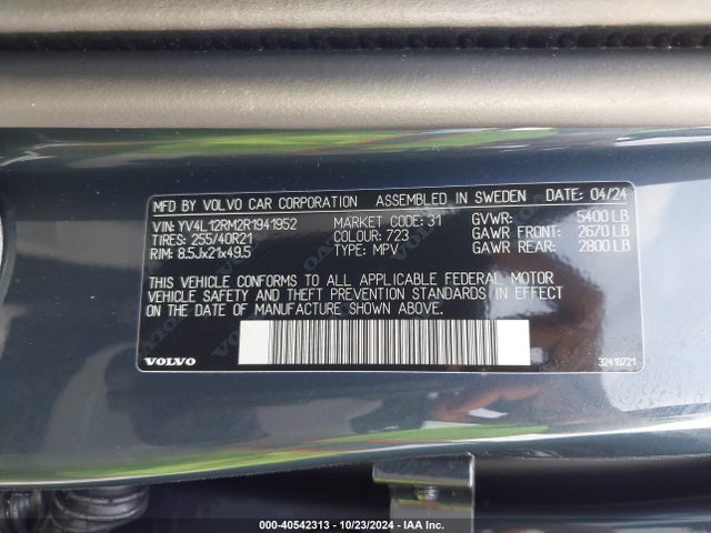Volvo Xc60 B5 Ultimate Dark Theme 2024 YV4L12RM2R1941952 Image 9