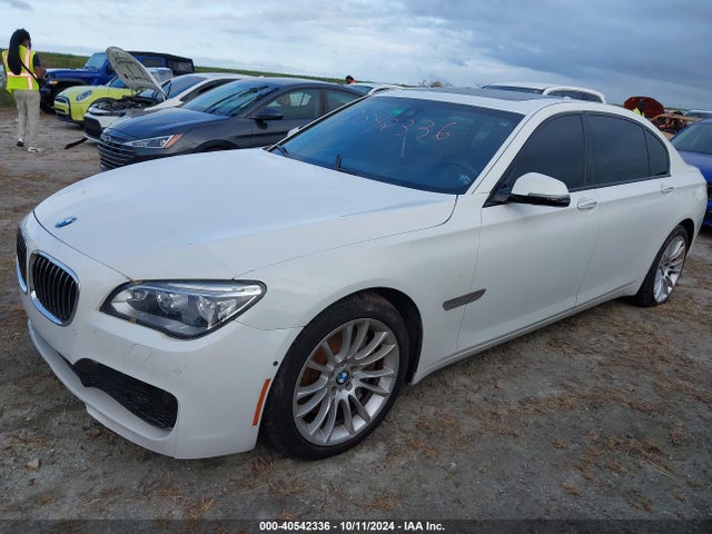BMW 750LI 2015 WBAYE8C55FD780828 Image 2