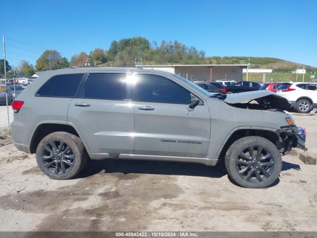 1C4RJFAG5MC703021 Jeep Grand Cherokee Laredo X 4x4