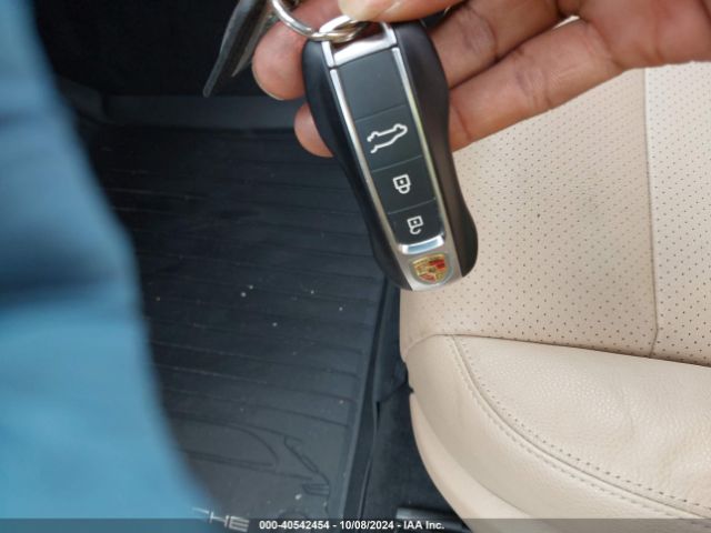WP1AA2AY8LDA00891 Porsche Cayenne