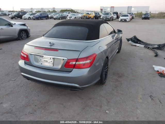 2011 MERCEDES-BENZ E 550 WDDKK7CF7BF081192 Photo 3