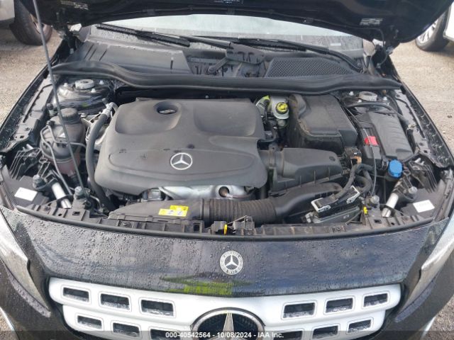 WDCTG4EB3JJ439452 Mercedes-Benz GLA 250