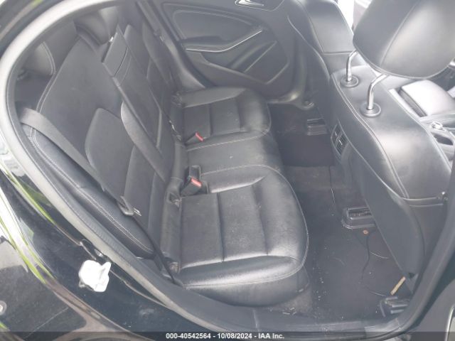 WDCTG4EB3JJ439452 Mercedes-Benz GLA 250