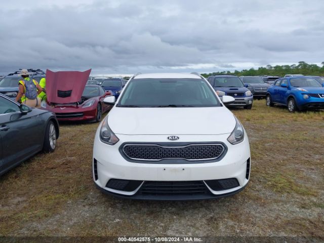 KNDCB3LC7K5264272 KIA NIRO LX