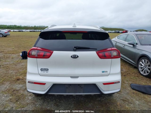 KNDCB3LC7K5264272 KIA NIRO LX