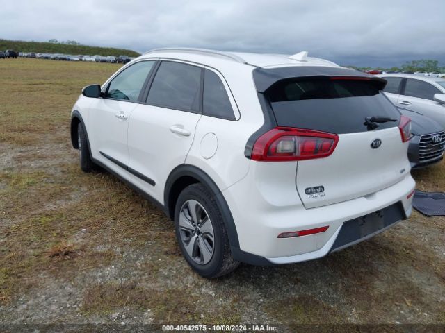 KNDCB3LC7K5264272 KIA NIRO LX