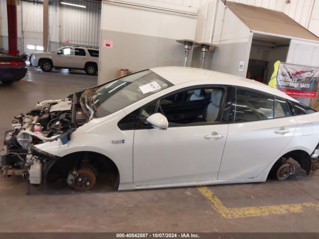 JTDKARFP3H3001488 Toyota Prius Prime Premium