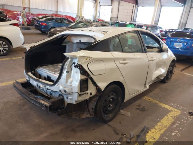 JTDKARFP3H3001488 Toyota Prius Prime Premium