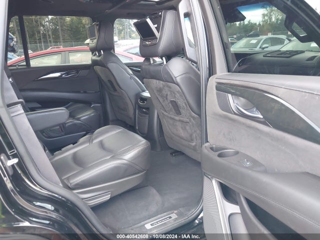 1GYS4DKJ2GR395731 Cadillac Escalade Platinum