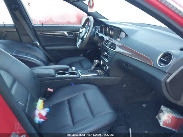 WDDGF8AB5EG253864 Mercedes-Benz C 300
